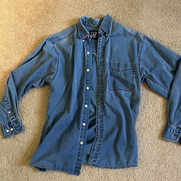 Vintage *GAP* Soft Denim Shirt | XS | Baggy Button-Up | Perfectly Worn-In | EUC - Picture 2 of 9